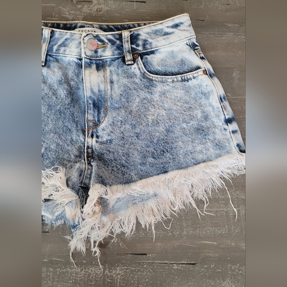 P A C S U N Hi-Rise Festival Acid Wash Raw Hem Jean Shorts Size 24 - Picture 3 of 13
